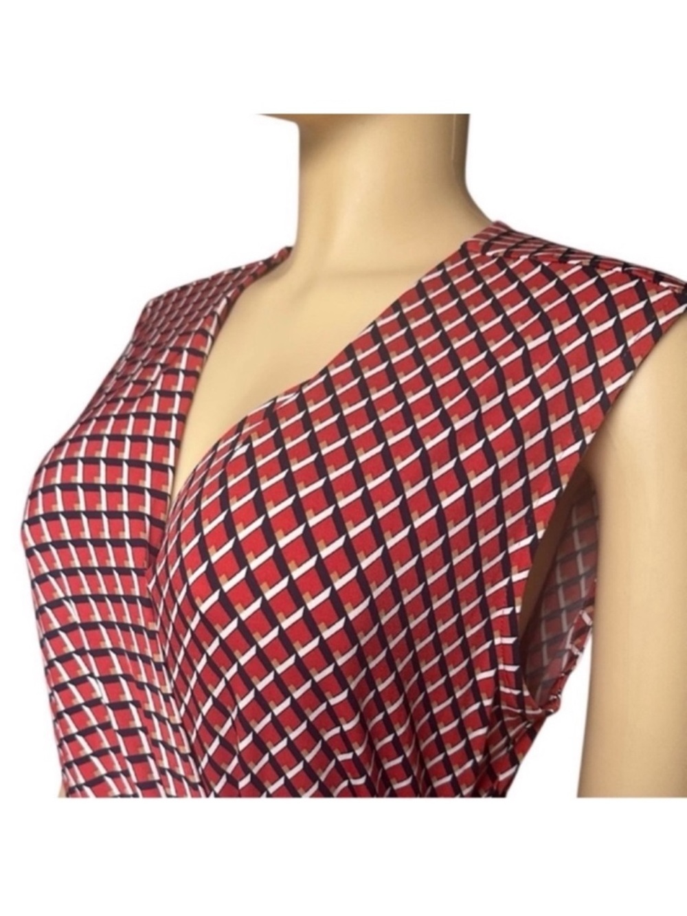 NWT Banana Republic Sleeveless Women’s Red and Navy Geometric Wrap Dress - Picture 10 of 16
